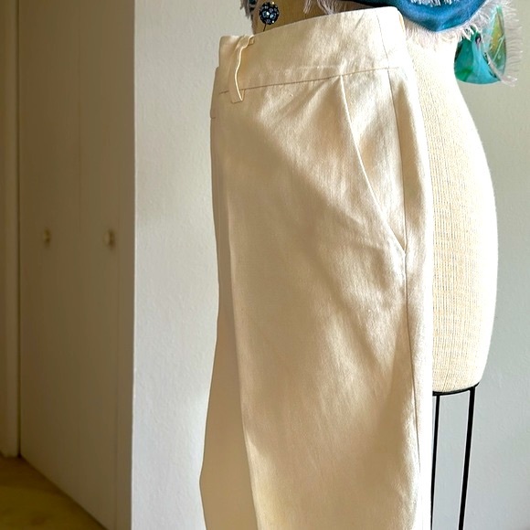 Fabulous FRAME elegant & sexy cropped Slacks Some Stretch Like new & Great On! - Picture 3 of 11